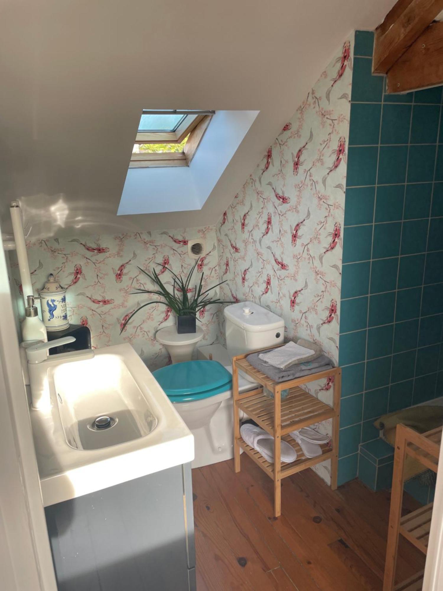 Chambre Hotes Nichee Sous Les Toits Rennes Exterior photo